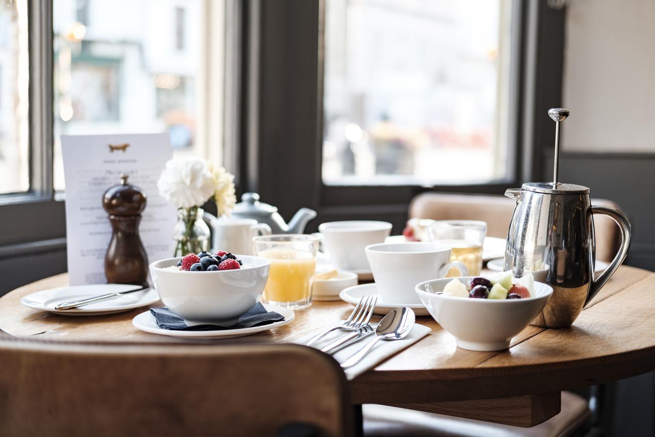 The Bull Hotel Брайдпорт Екстериор снимка