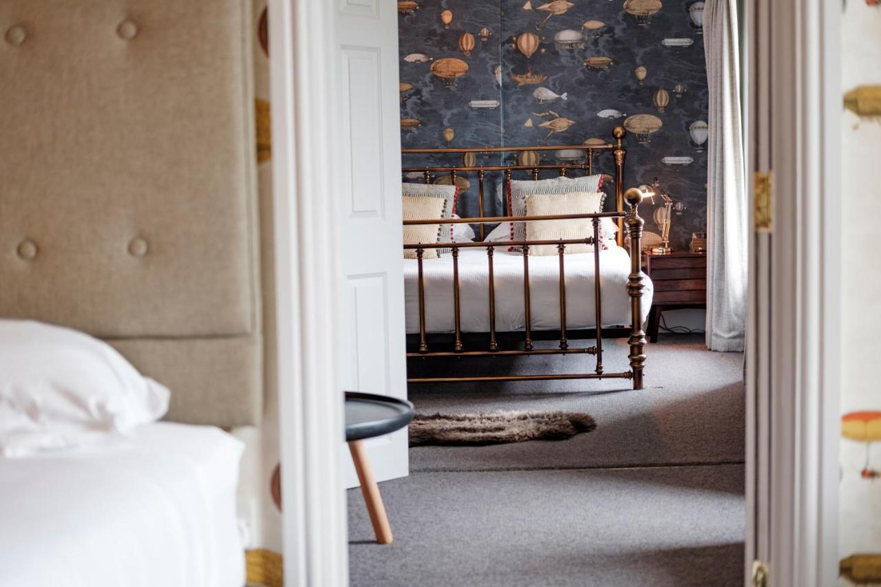 The Bull Hotel Брайдпорт Екстериор снимка