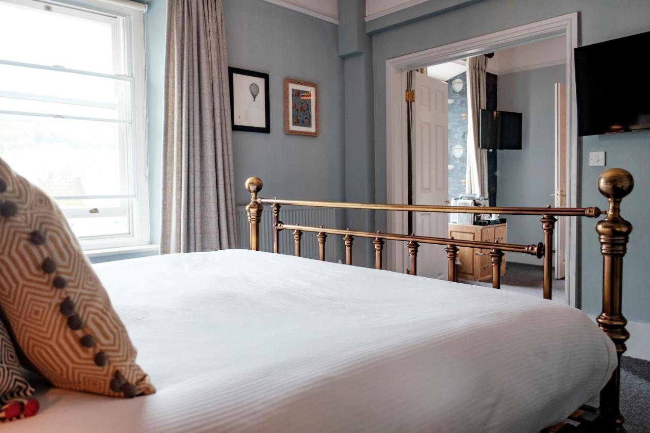 The Bull Hotel Брайдпорт Екстериор снимка