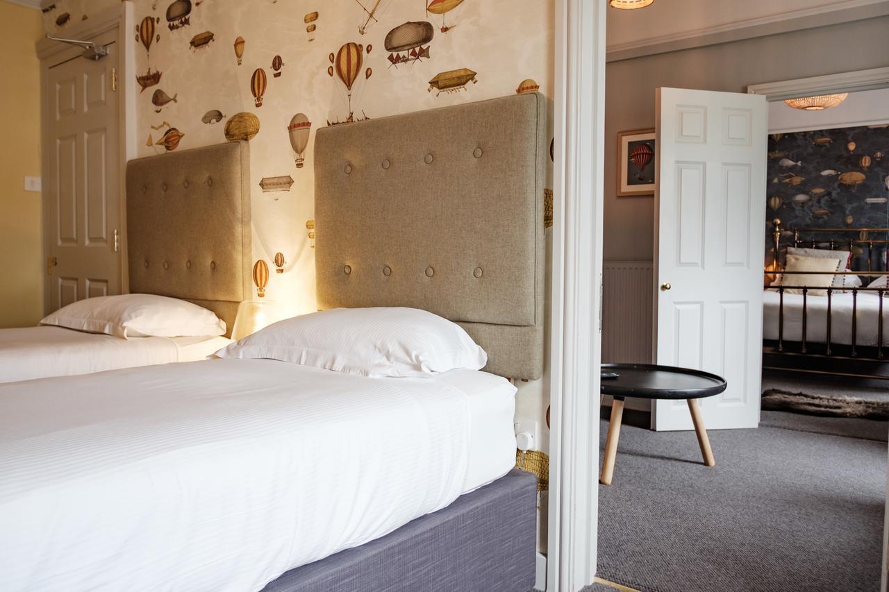 The Bull Hotel Брайдпорт Екстериор снимка